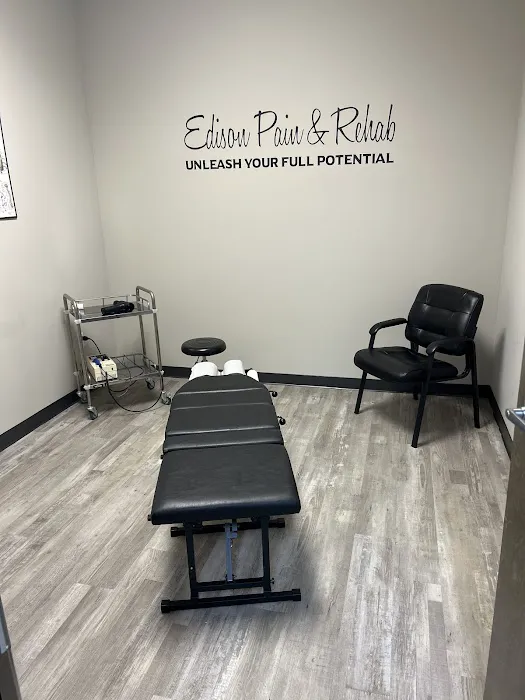 Edison Pain And Rehab Center Picture 8
