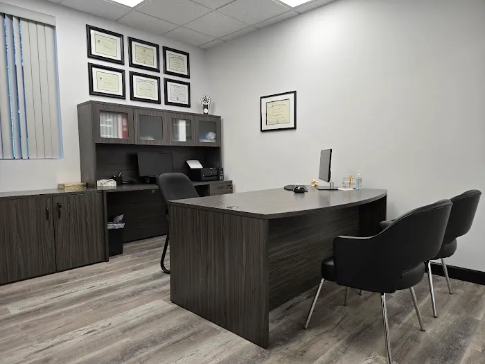 Suffolk Physical Therapy & Chiropractic Picture 5