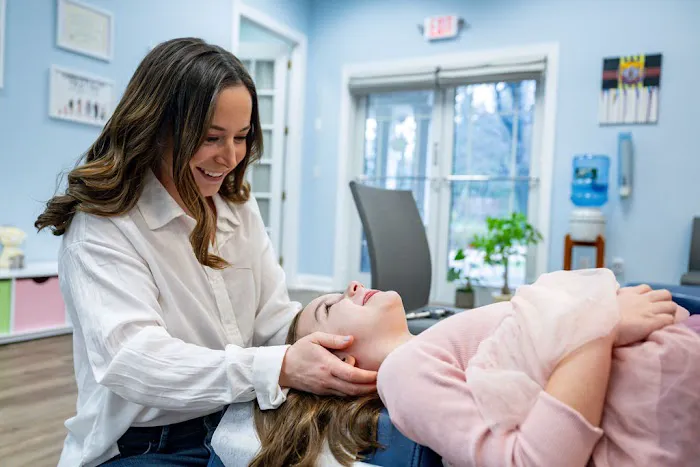 Hand in Hand Chiropractic Picture 7