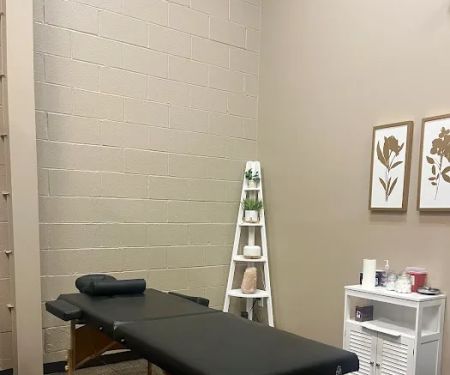 High Point Health & Wellness (inside of Crunch Fitness)