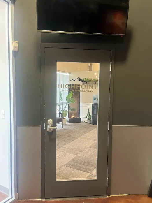 High Point Health & Wellness (inside of Crunch Fitness) Picture 5