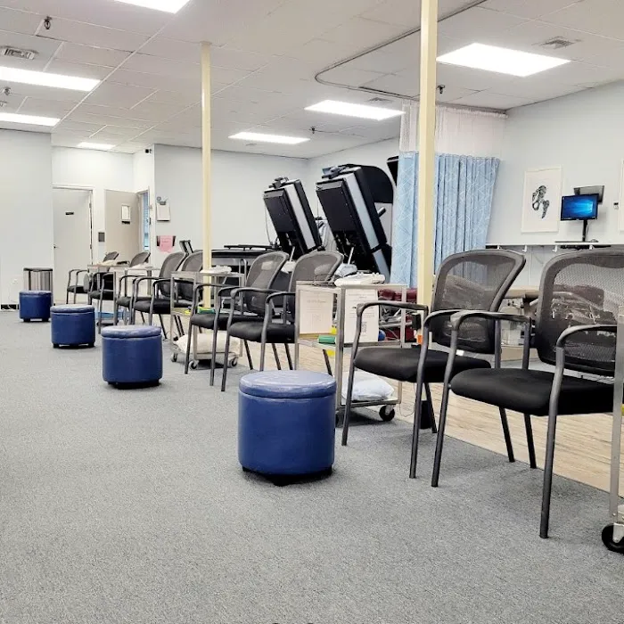 Suffolk Physical Therapy & Chiropractic Picture 9