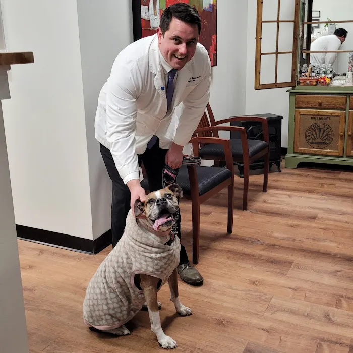 Pain Relief Chiropractic Picture 9