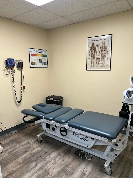 Sellari Chiropractic Center Picture 4