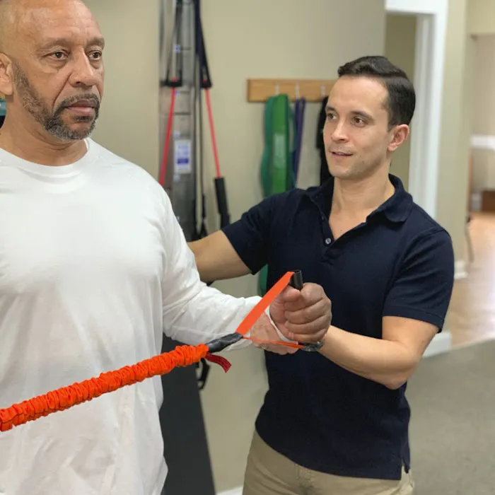 Grossman Chiropractic & Physical Therapy Picture 4