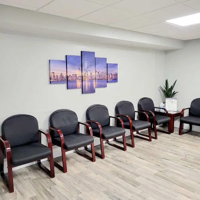 Suffolk Physical Therapy & Chiropractic Picture 3