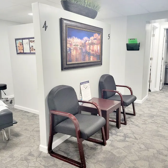 Suffolk Physical Therapy & Chiropractic Picture 9