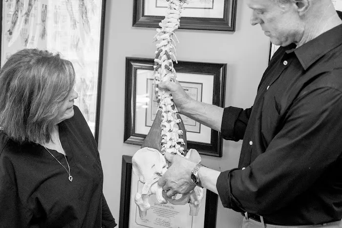 Long Island Chiropractic & Physical Therapy, PLLC Picture 7
