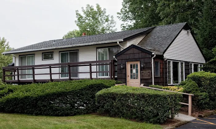 Peltzman Chiropractic Associates Picture 3