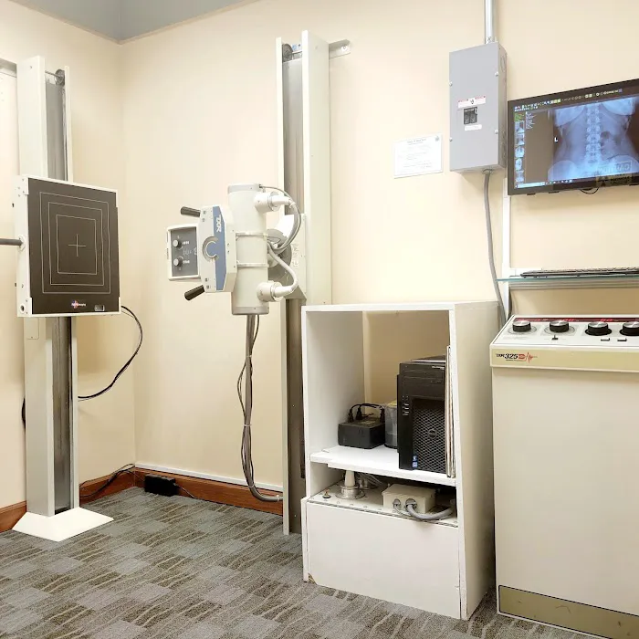 Suffolk Physical Therapy & Chiropractic Picture 7