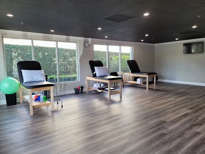 Monmouth Spine and Wellness Picture 1