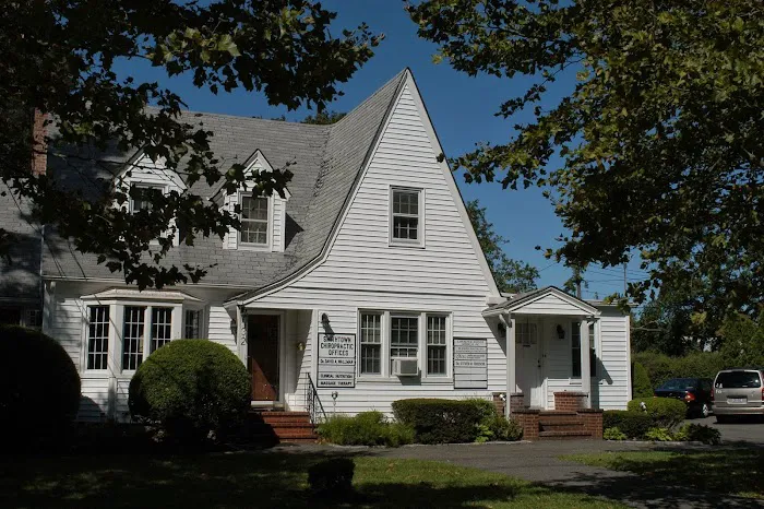 Smithtown Chiropractic Picture 1