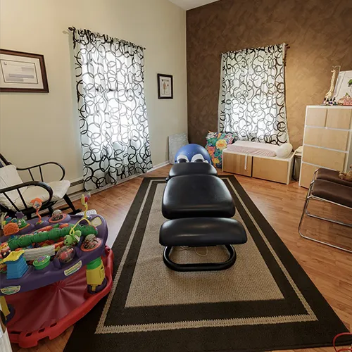 Colonial Valley Chiropractic Picture 3