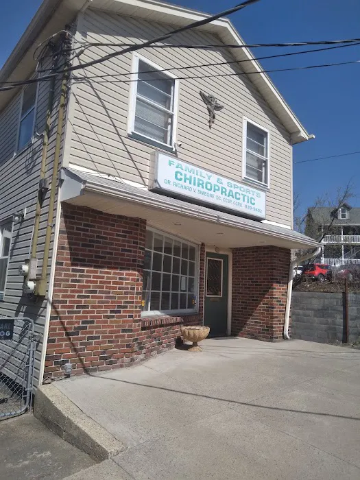 Family & Sports Chiropractic Picture 1