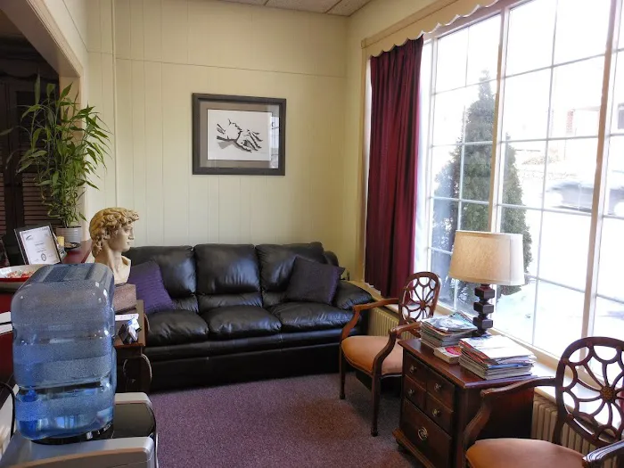 Coventry Chiropractic, Vince Gelezinsky D.C. Picture 1
