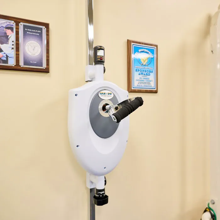 Injury Docs Now Centereach Injury Recover Care Picture 9