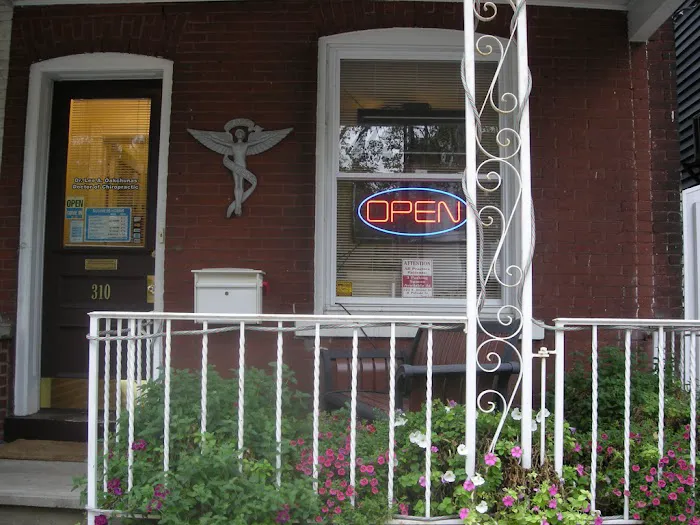Oakchunas Chiropractic Clinic Picture 2