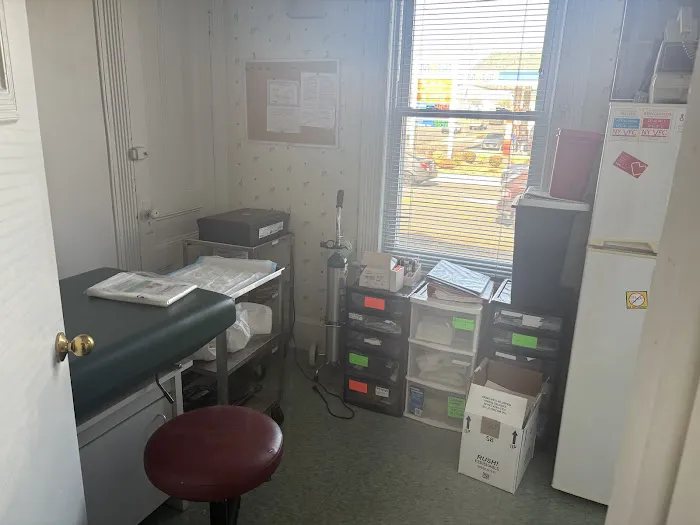 Injury Docs Now Patchogue Picture 10