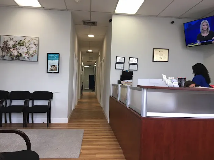 Injury Docs Now Port Jefferson Injury Recovery Center Picture 3