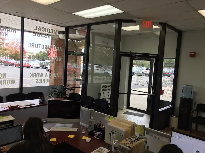 Injury Docs Now Port Jefferson Injury Recovery Center Picture 7