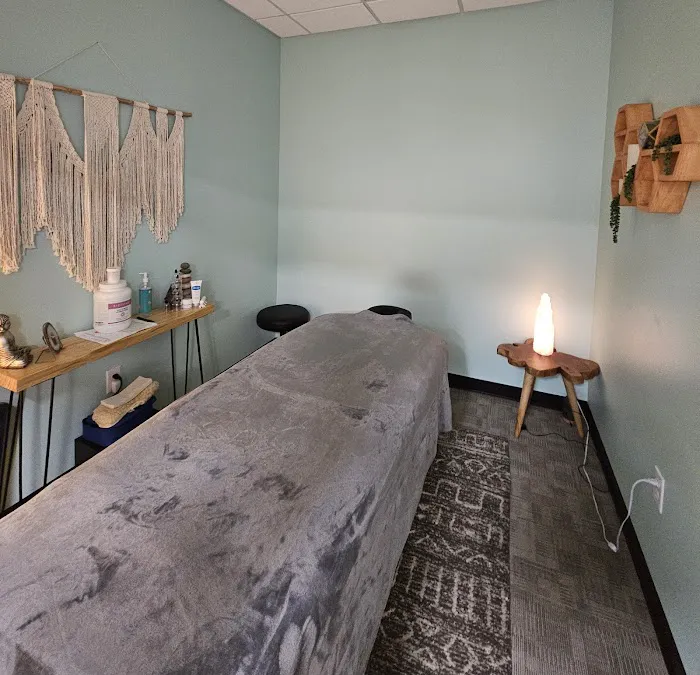 HEALING ENERGIES CHIROPRACTIC AND WELLNESS CENTER Picture 9