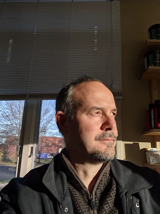 Dr. Lawrence Bagnell Picture 3