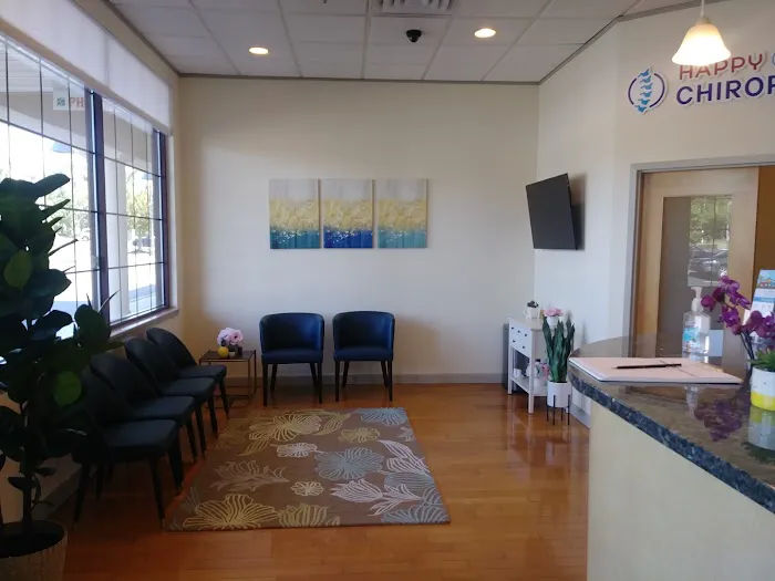 Happy chiropractic & wellness center Picture 7