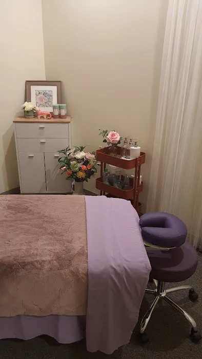 Happy chiropractic & wellness center Picture 4