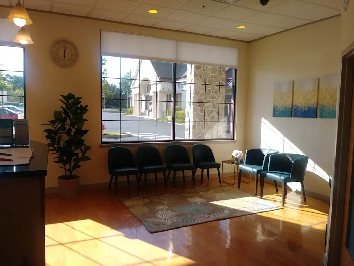 Happy chiropractic & wellness center Picture 10