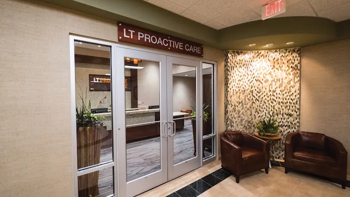 LifeClinic Chiropractic & Rehabilitation - Fort Washington, PA Picture 3