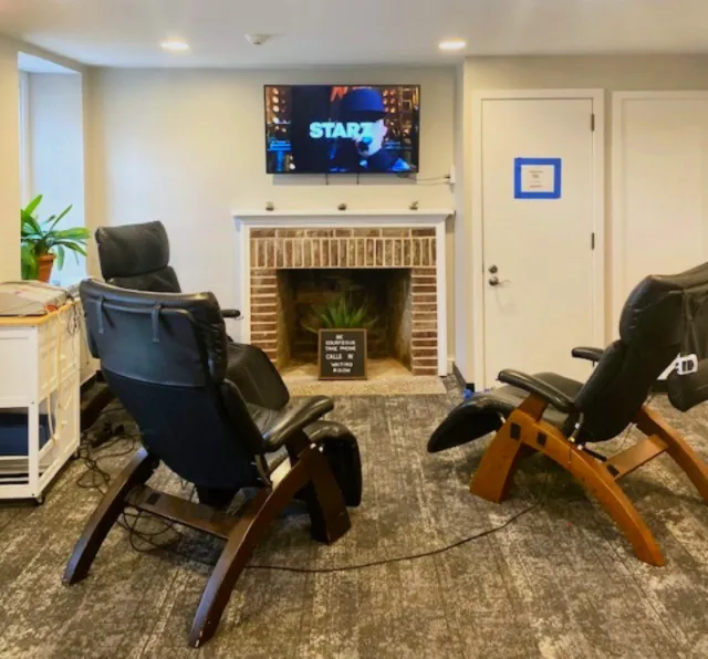 Active Care Chiropractic & Rehabilitation Picture 9