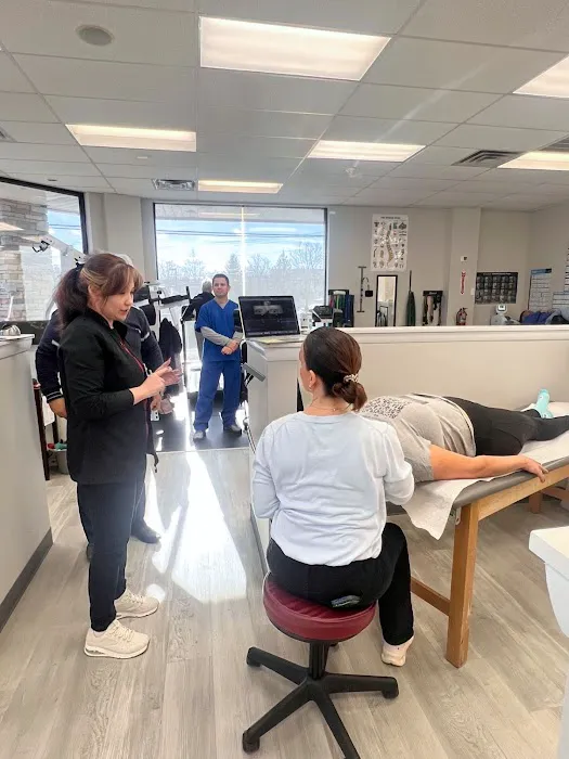 Avon Chiropractic Injury Centers Picture 4