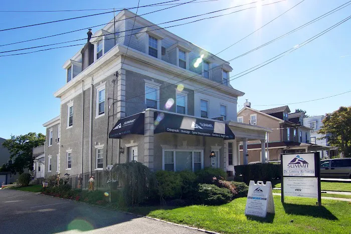 Summit Spine and Wellness Picture 2