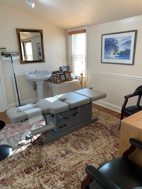 HealthBridge Chiropractic Picture 10
