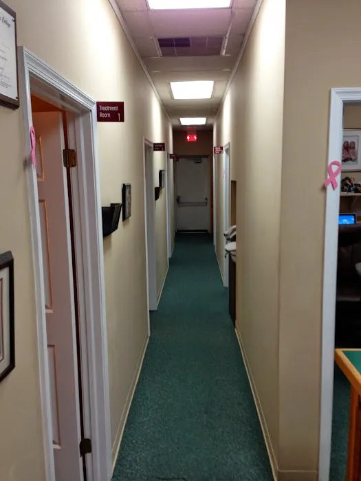 Roberts Family Chiropractic Center Picture 6