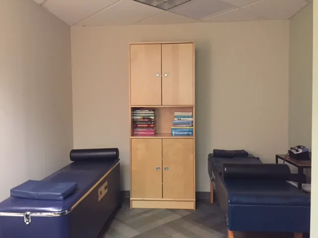 Chiropractic Spine Center Picture 4