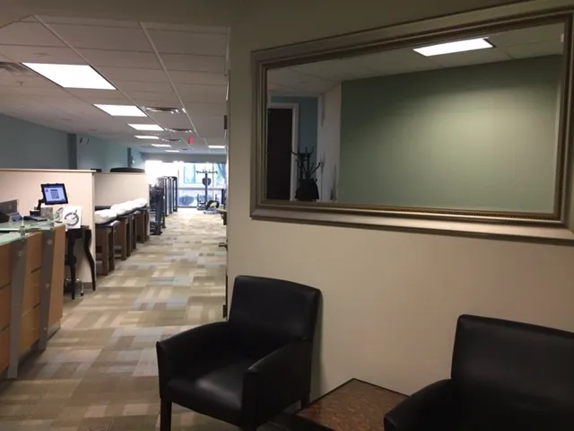 Chiropractic Spine Center Picture 9