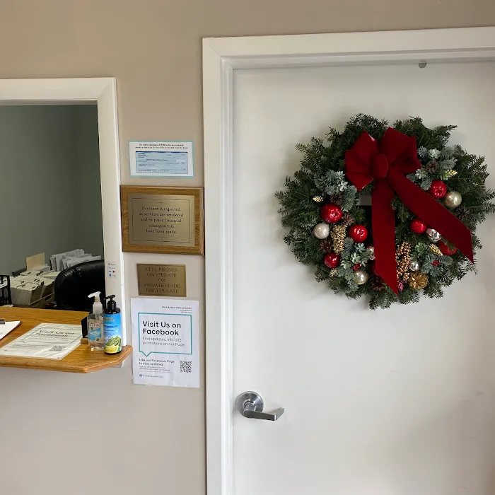 Back And Neck Clinic Of Exeter Picture 8