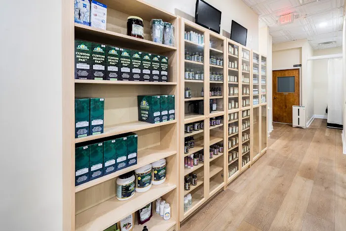 Kim Chiropractic & Rehab Center Picture 8