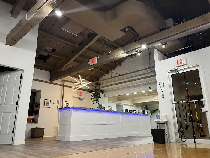 Maxcare Chiropractic Picture 9