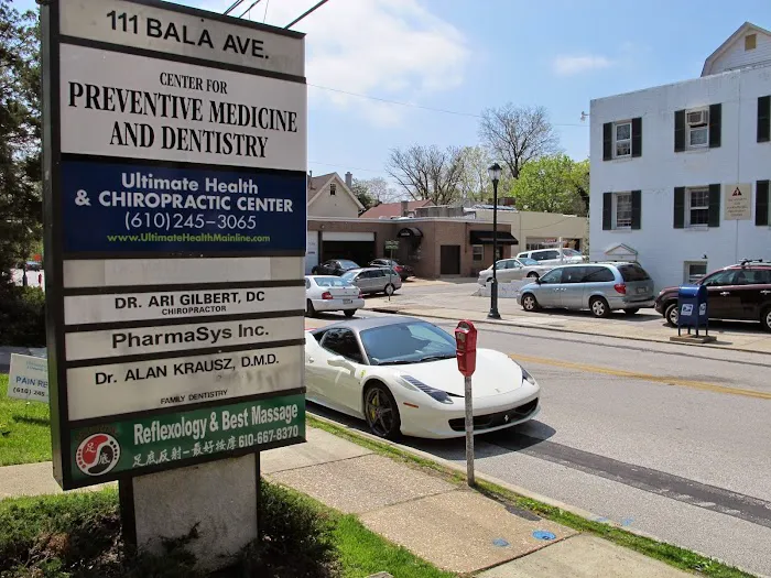 Ultimate Health and Chiropractic Center Picture 3