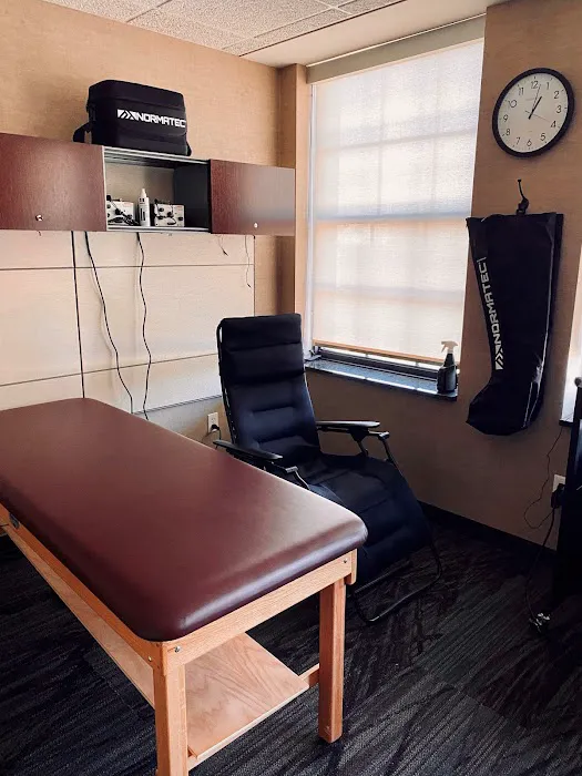 LifeClinic Chiropractic & Rehabilitation - Ardmore, PA Picture 1