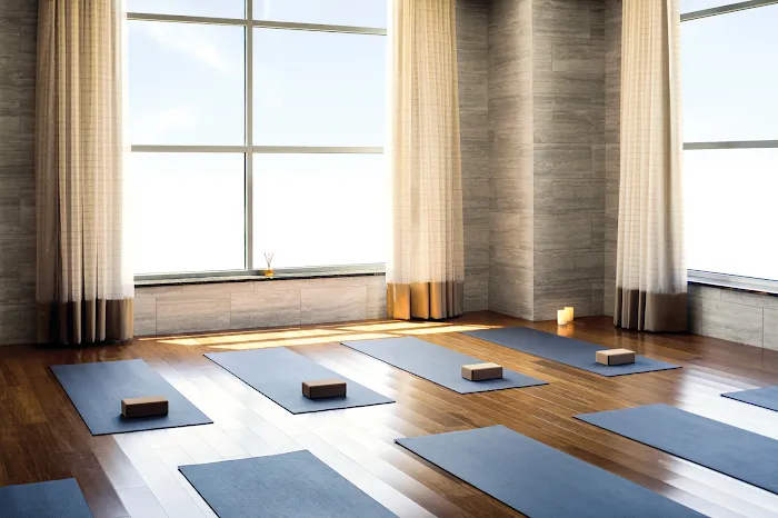 LifeClinic Chiropractic & Rehabilitation - Ardmore, PA Picture 9