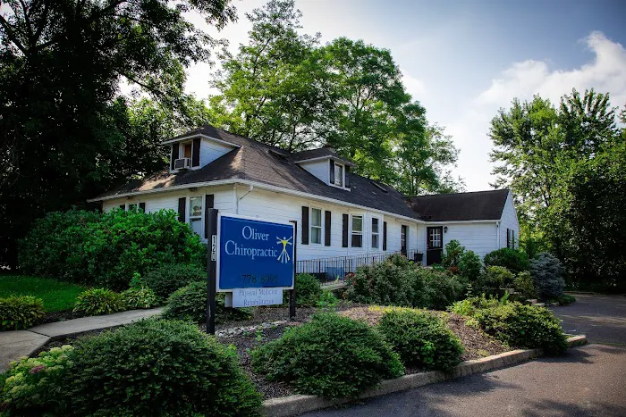 Oliver Chiropractic Associates Picture 8