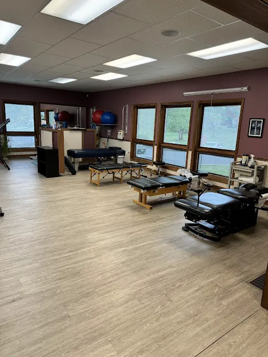 Homza Chiropractic Wellness & Rehab Picture 10