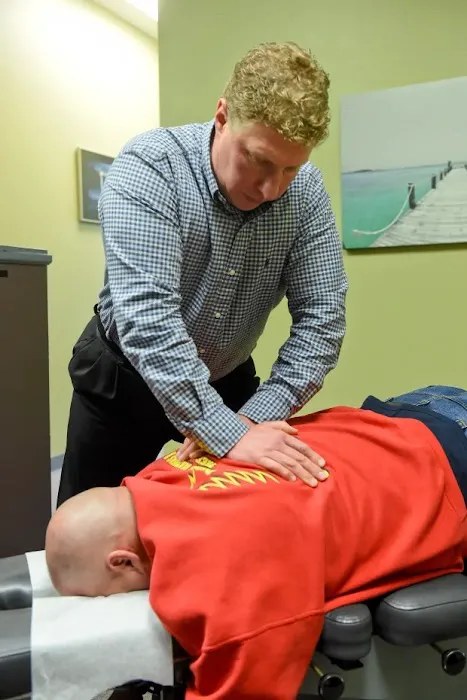Link Chiropractic Clinic: Dr. Thomas Wachtmann Picture 4