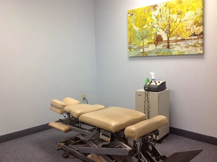 Dean Chiropractic & Pain Relief Picture 7