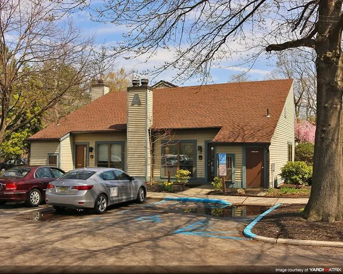 Michael W. Greenberg, DC Cherry Hill Spine Center Picture 2