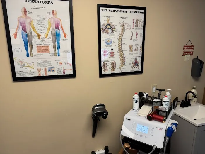 Joint and Spine Chiropractic Picture 1