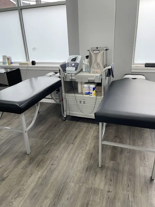 HealthBridge Chiropractic Picture 8